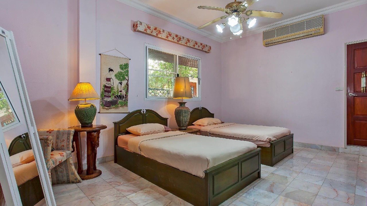 Photo of Bedroom in Na Kluea