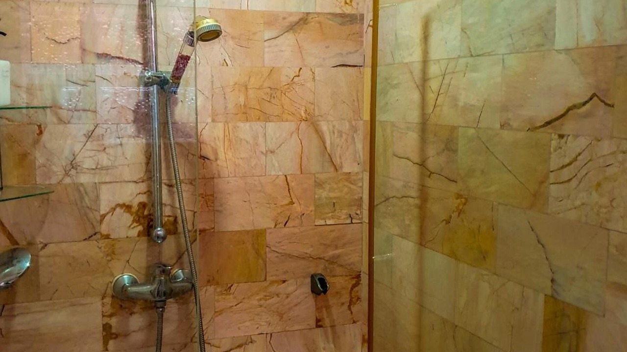 Photo of Bathroom in Na Kluea