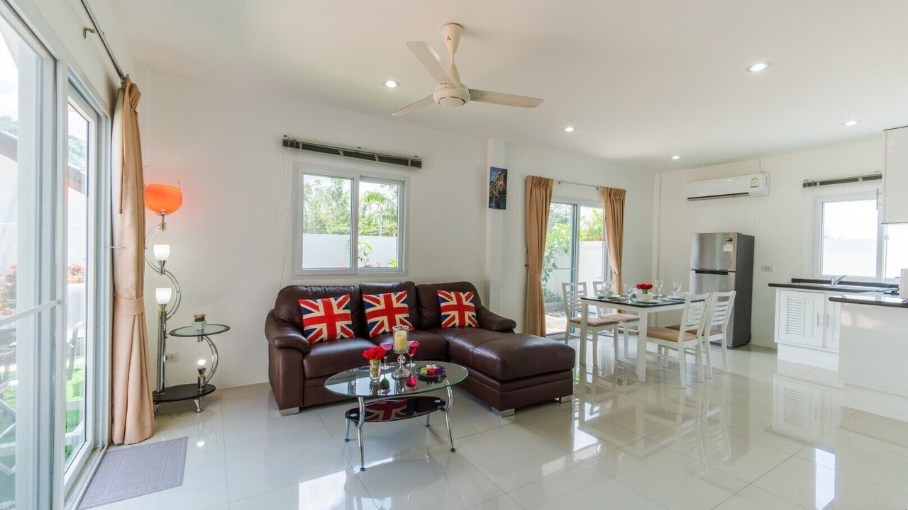 Photo of Livingroom in Chalong
