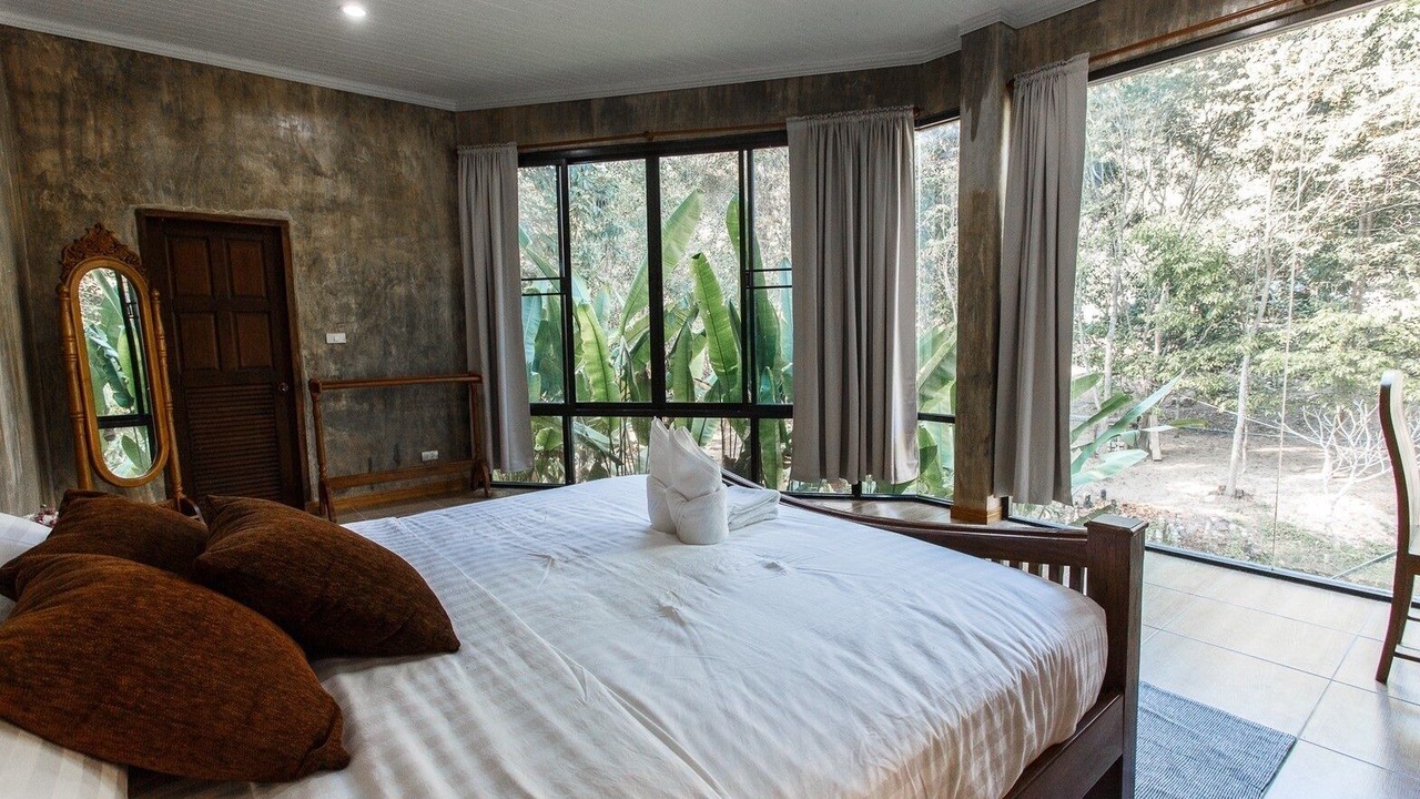 Photo of Bedroom in Mae On