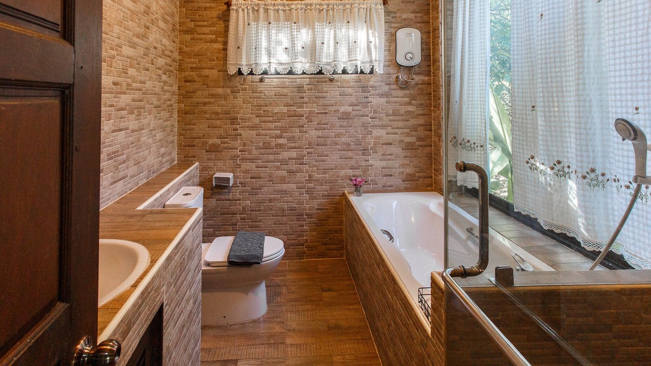 Photo of Bathroom in Mae On