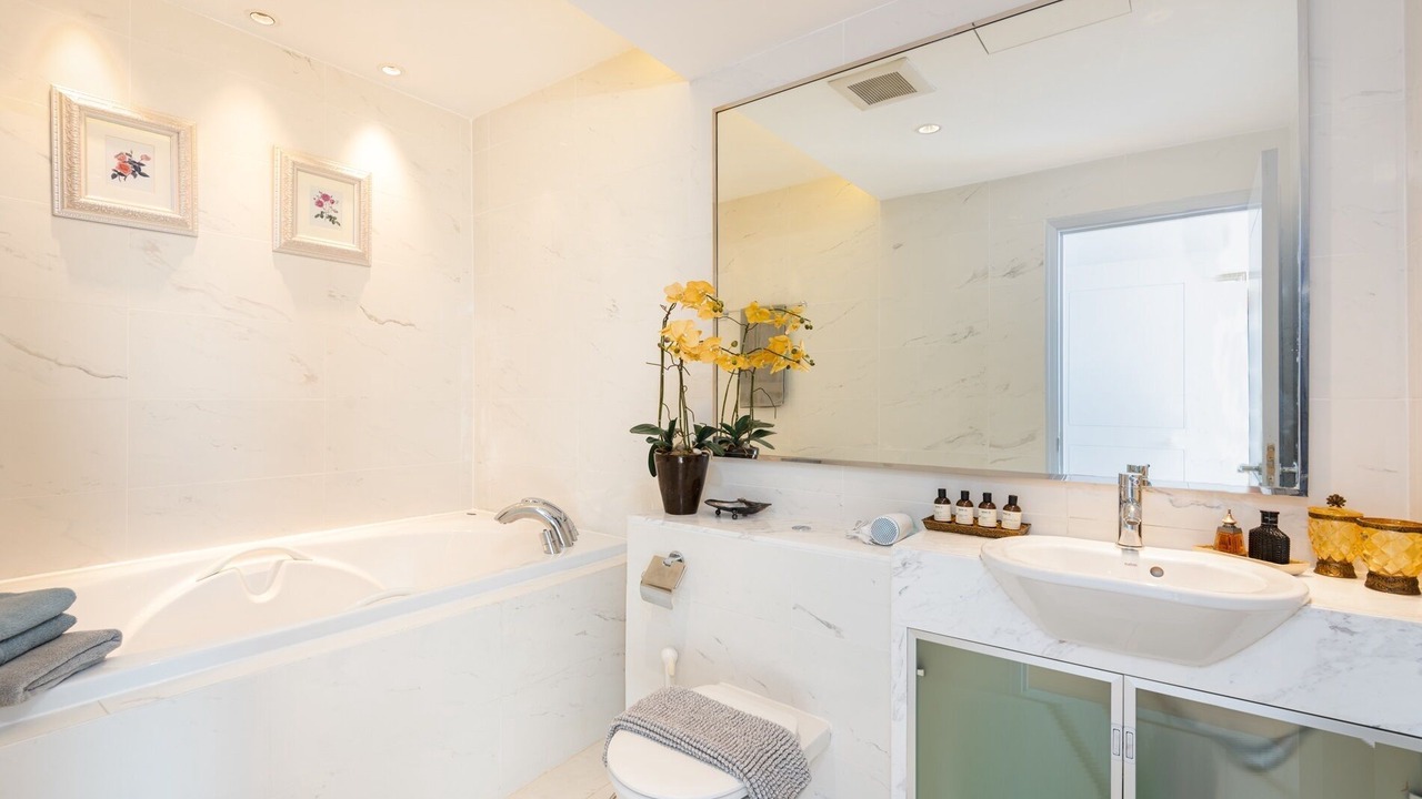 Photo of Bathroom in Yan Nawa