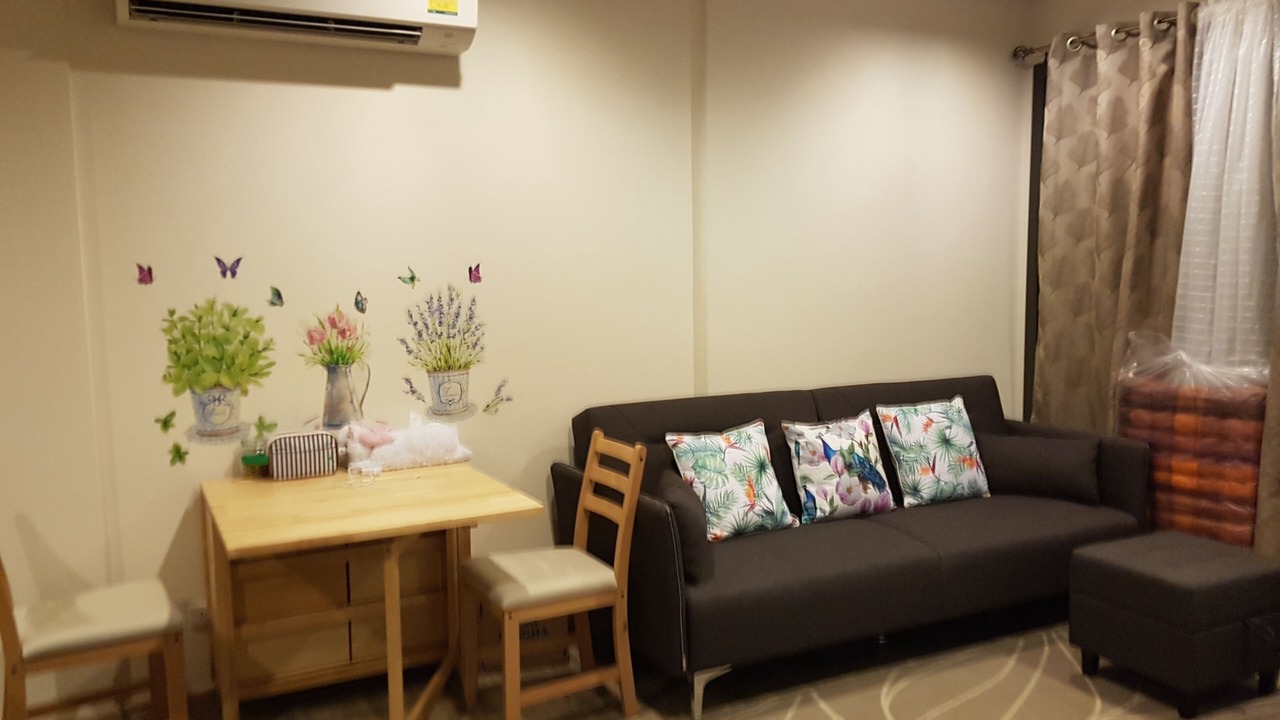 Photo of Livingroom in Cha-am