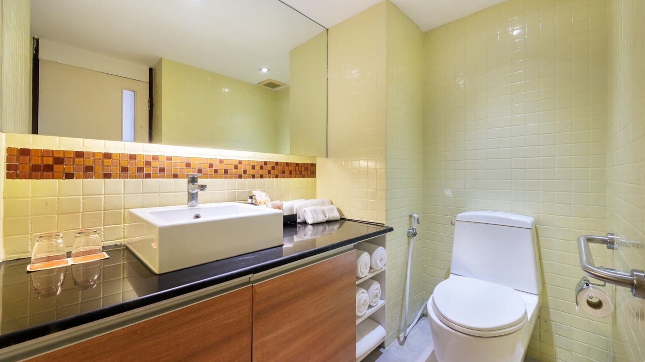 Photo of Bathroom in Embassy District
