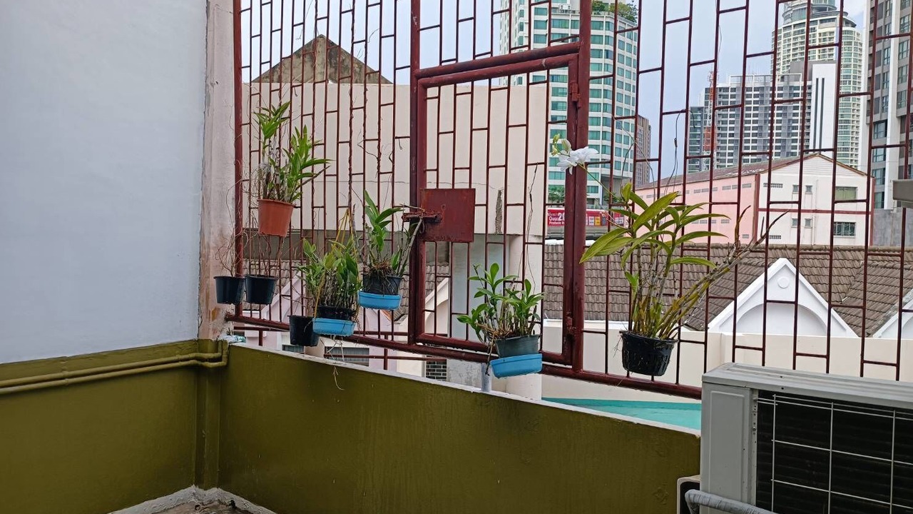 Photo of Outdoor in Phra Khanong Nuea
