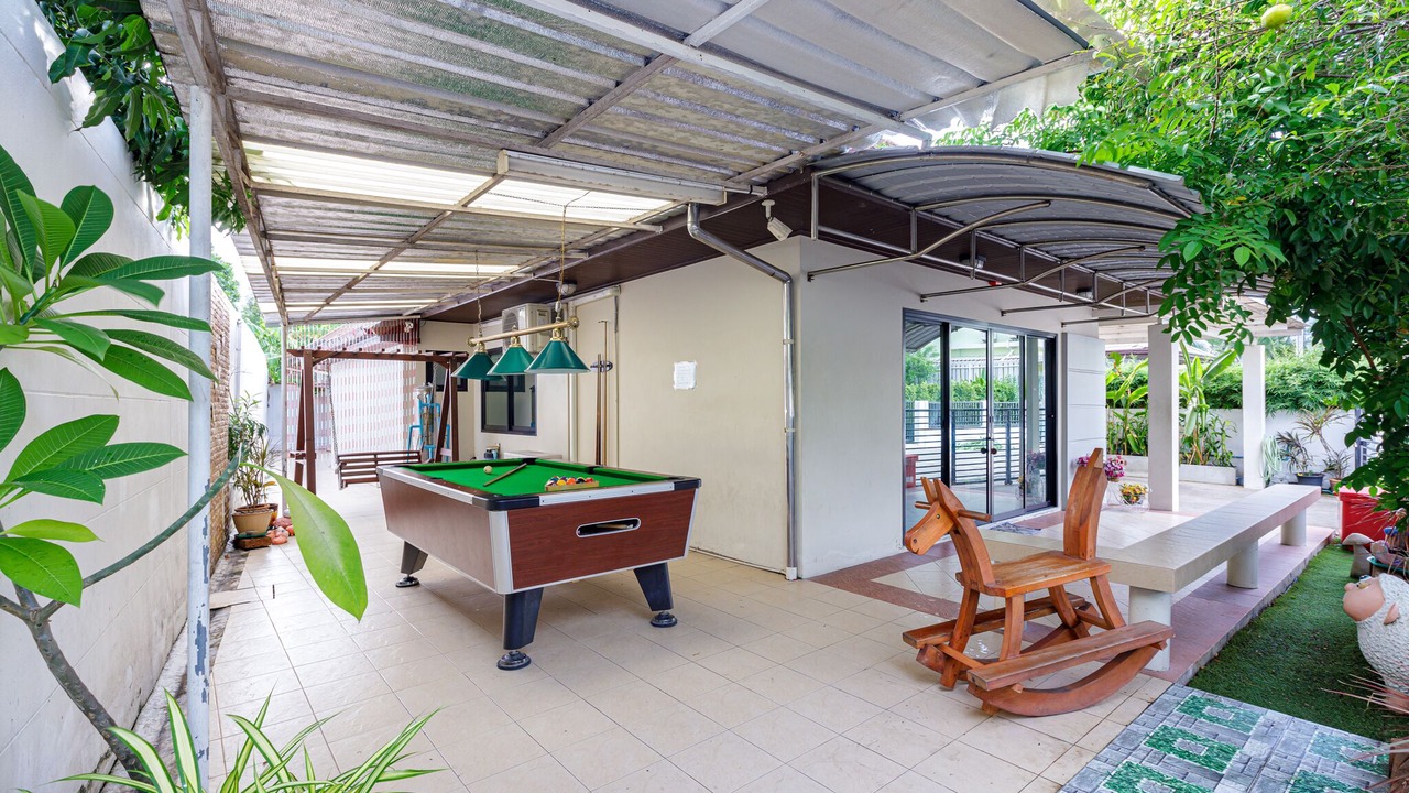 Photo of Patio Balcony in Nong Kae