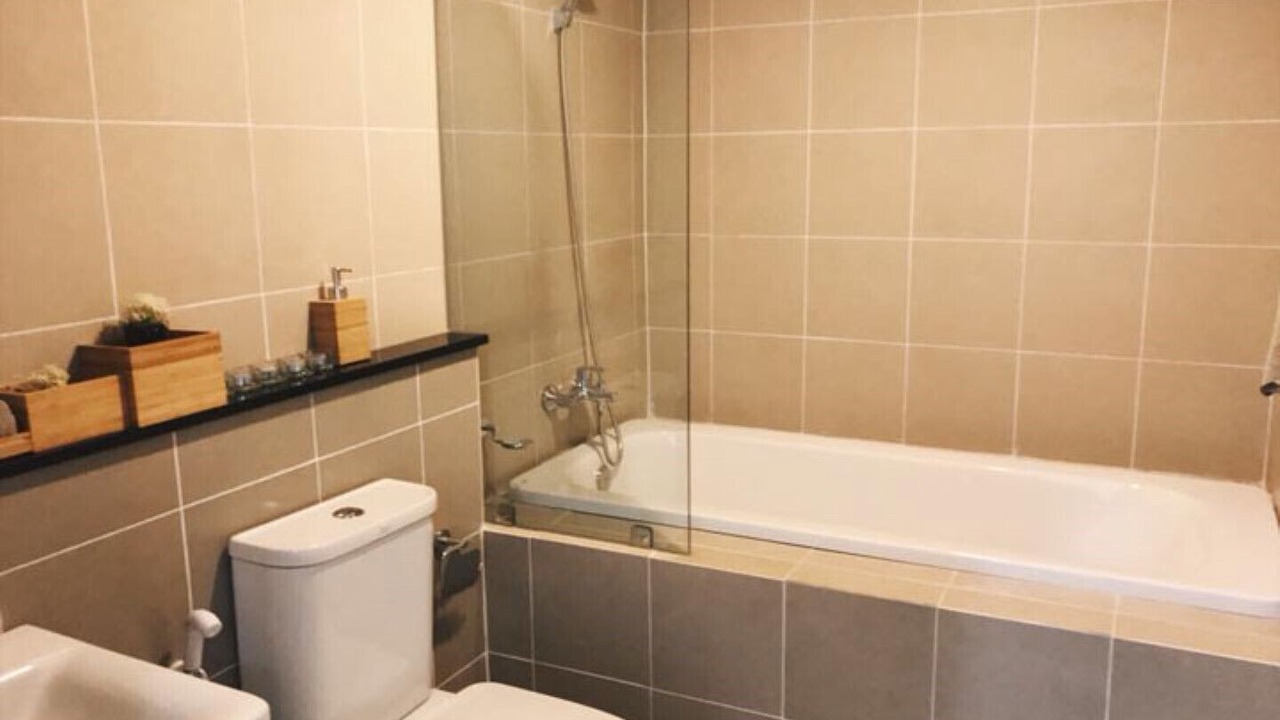 Photo of Bathroom in Tha Tum
