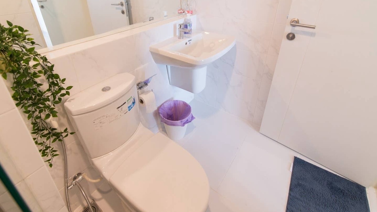 Photo of Bathroom in Khlong Toei