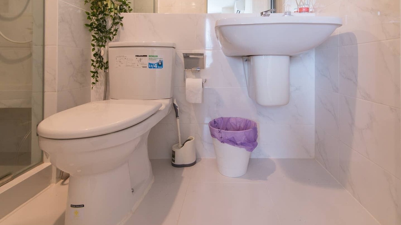 Photo of Bathroom in Khlong Toei