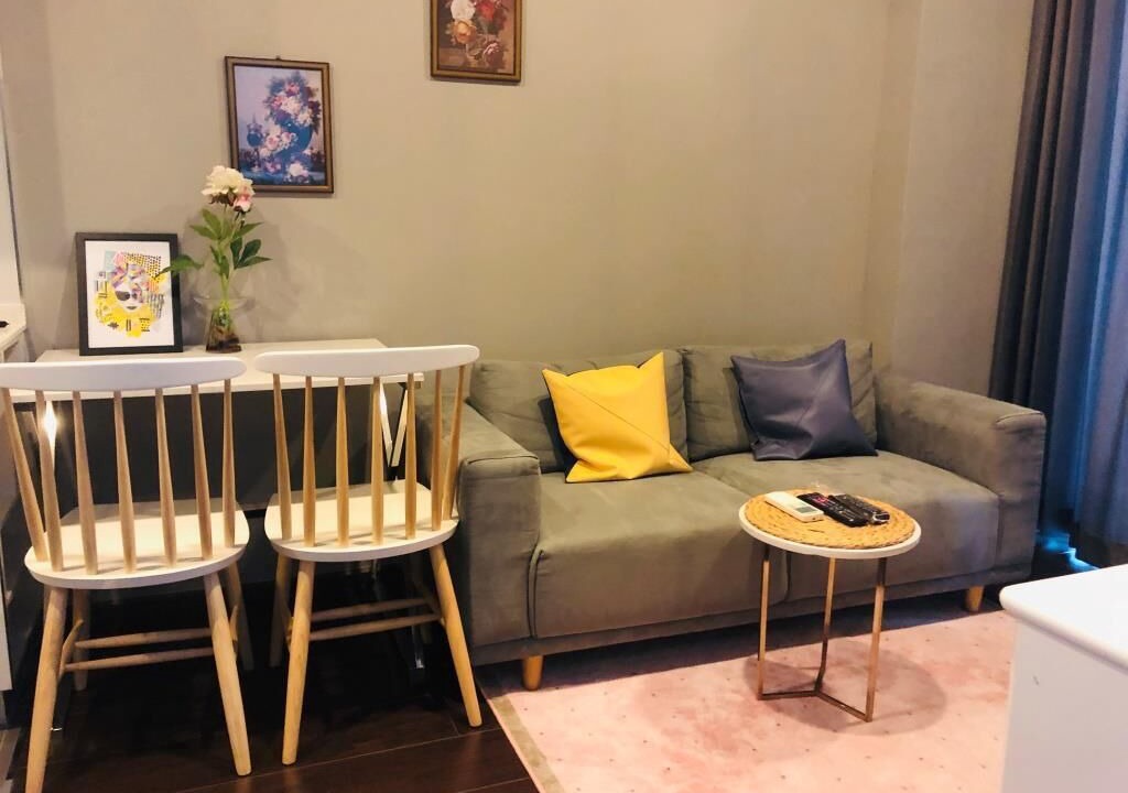 Photo of Livingroom in Khlong Tan Nuea
