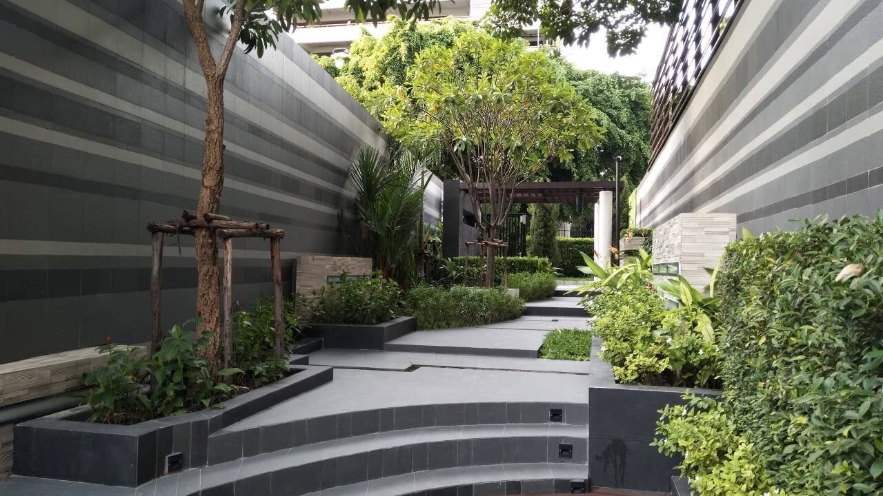 Photo of Outdoor in Khlong Toei Nuea