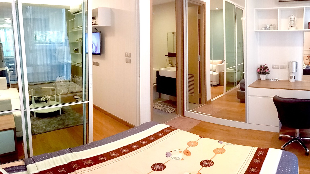 Photo of Bedroom in Khlong Toei Nuea