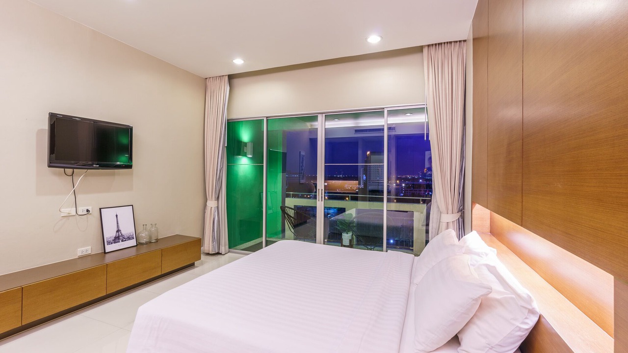 Photo of Bedroom in Khlong Toei