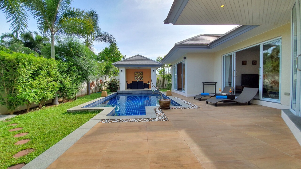 Photo of Outdoor in Lipa Noi