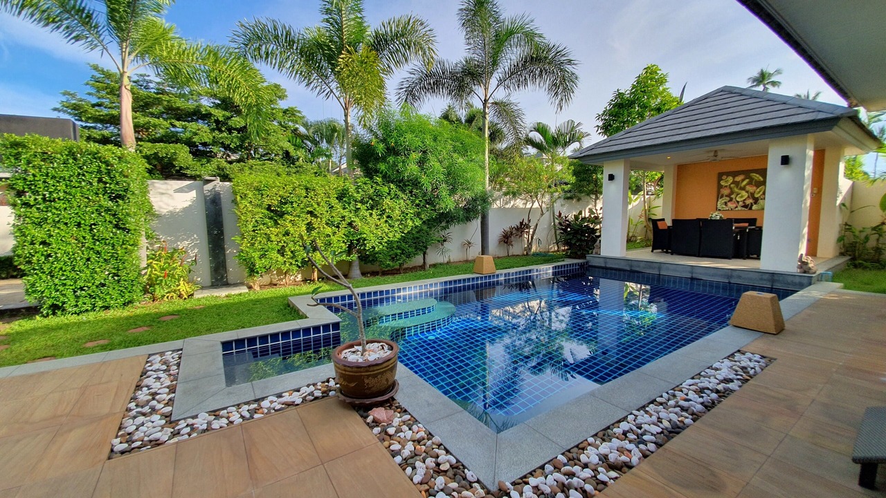 Photo of Outdoor in Lipa Noi