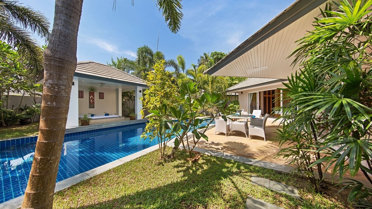 Photo of Outdoor in Lipa Noi