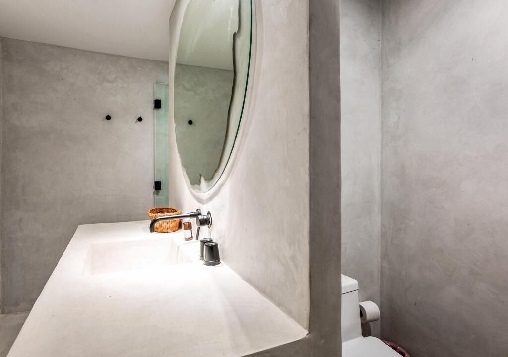Photo of Bathroom in Phra Khanong Nuea