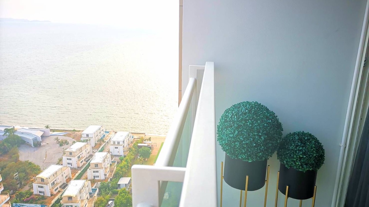 Photo of Patio Balcony in Na Chom Thian
