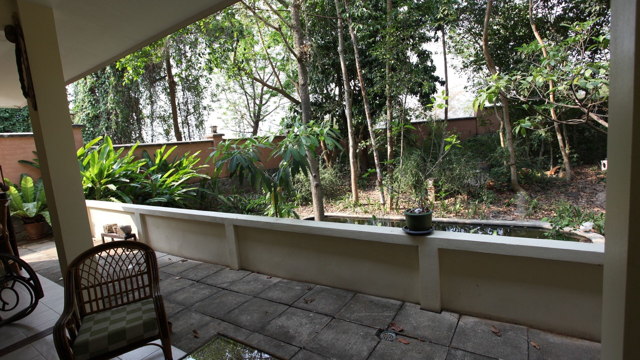 Photo of Patio Balcony in Bang Sare