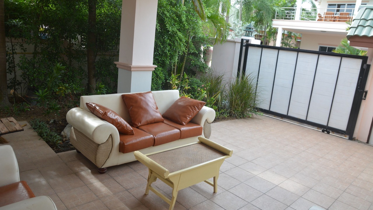 Photo of Patio Balcony in Huai Yai