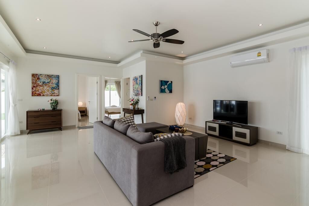 Photo of Livingroom in Hin Lek Fai