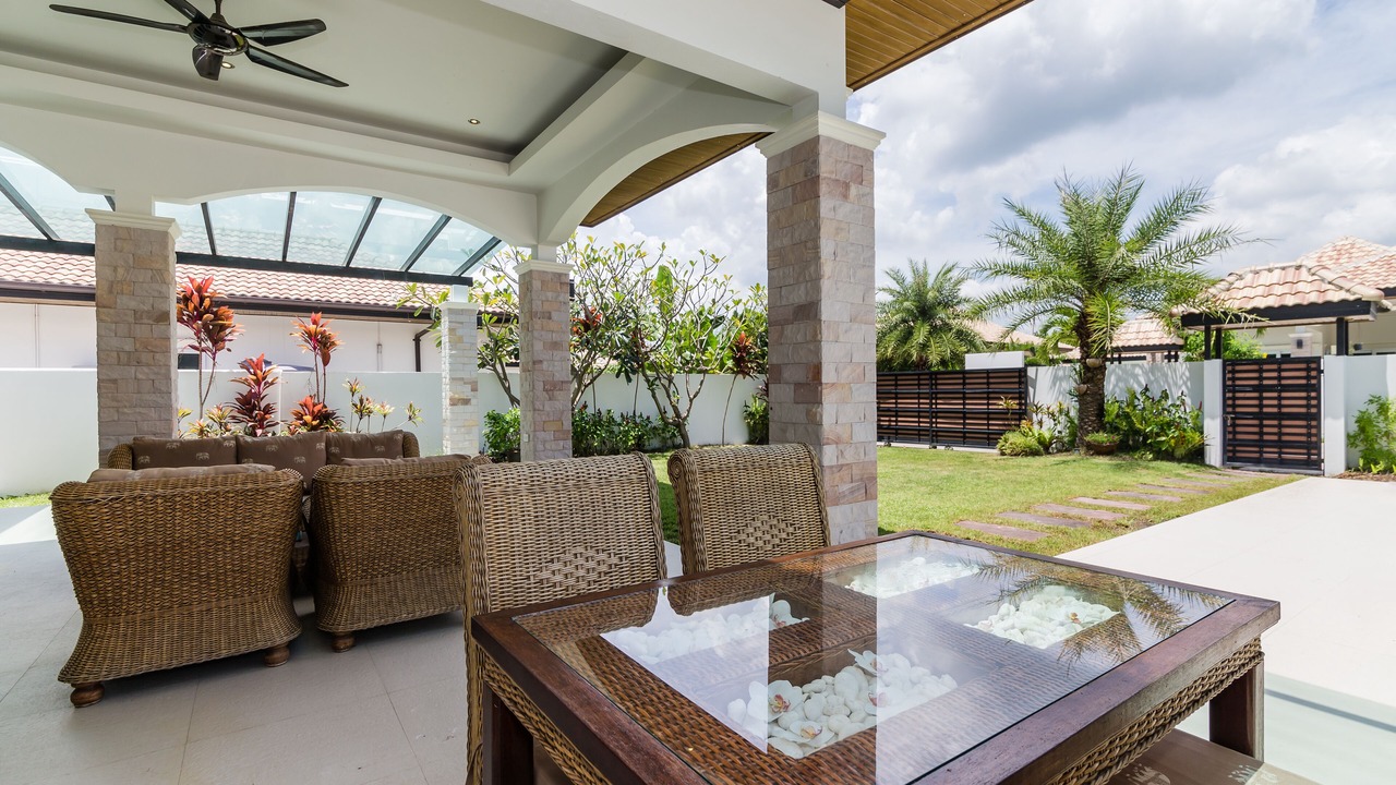Photo of Outdoor in Hin Lek Fai