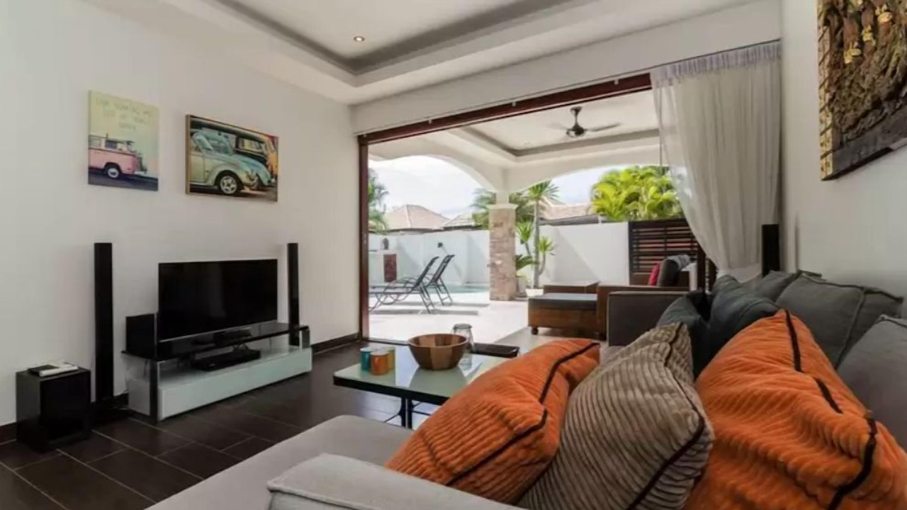Photo of Livingroom in Hin Lek Fai