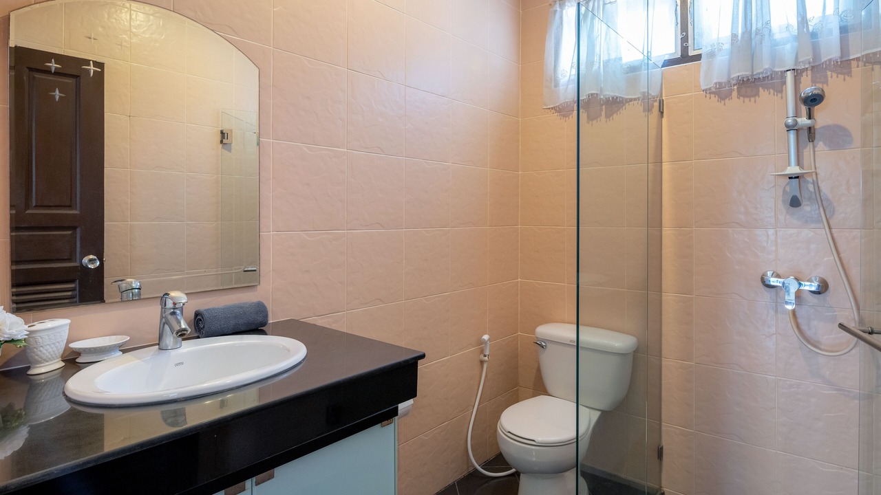 Photo of Bathroom in Hin Lek Fai