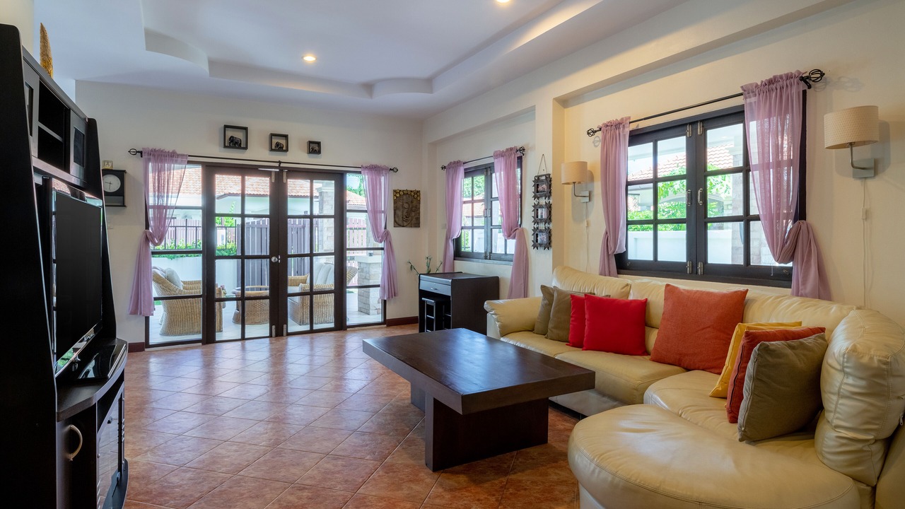 Photo of Livingroom in Hin Lek Fai
