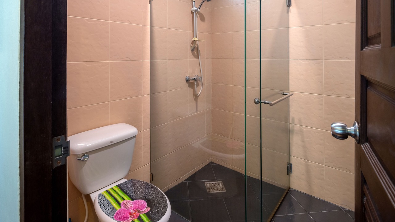 Photo of Bathroom in Hin Lek Fai