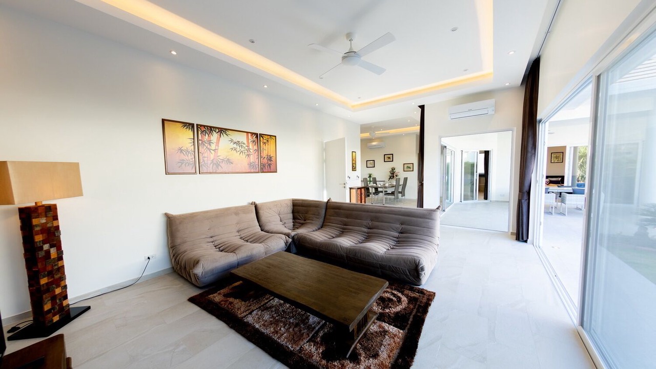 Photo of Livingroom in Hin Lek Fai