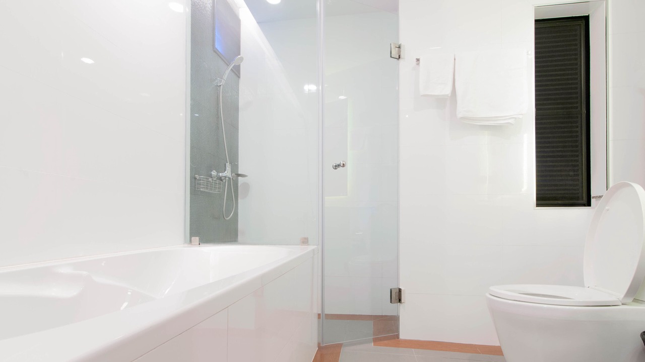 Photo of Bathroom in Wat Ket
