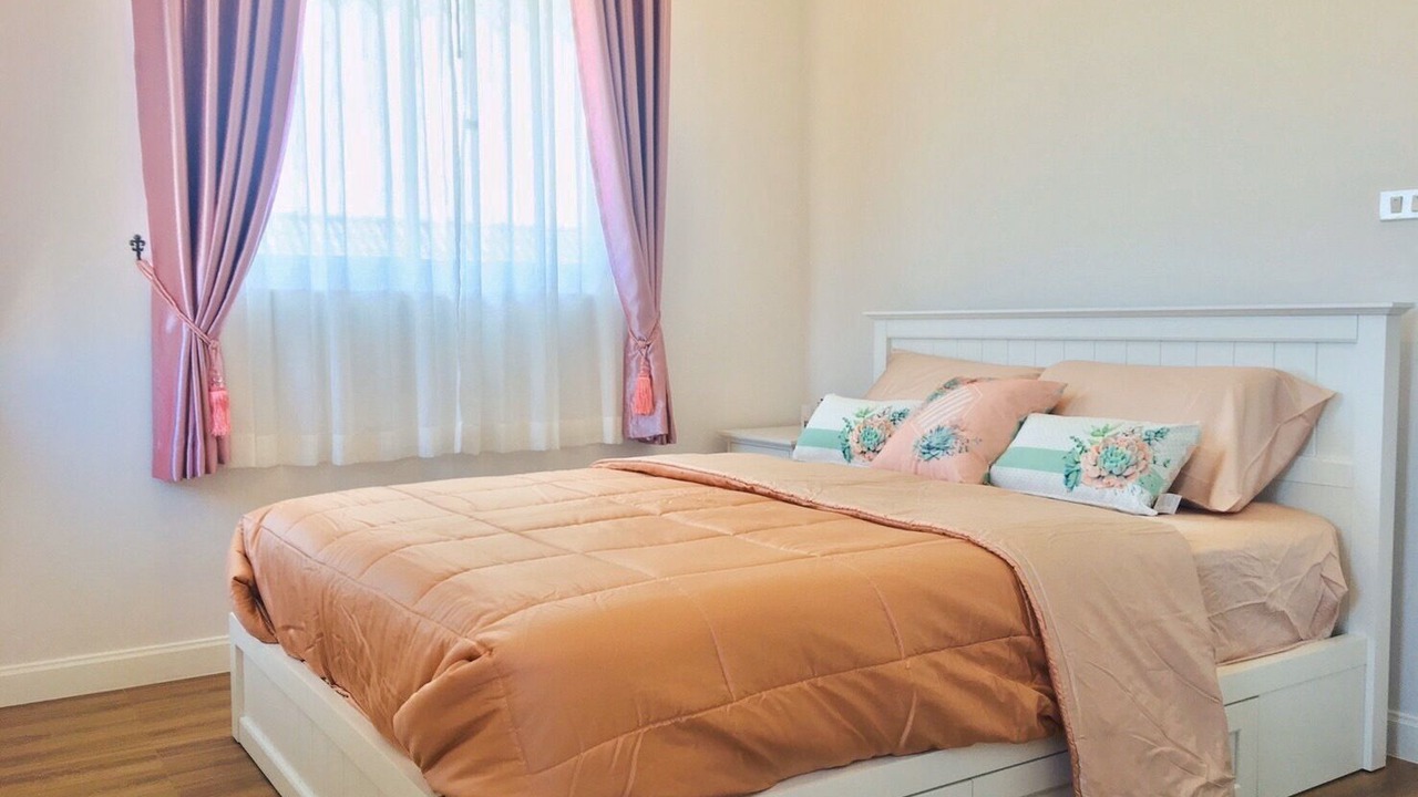 Photo of Bedroom in Cha-am