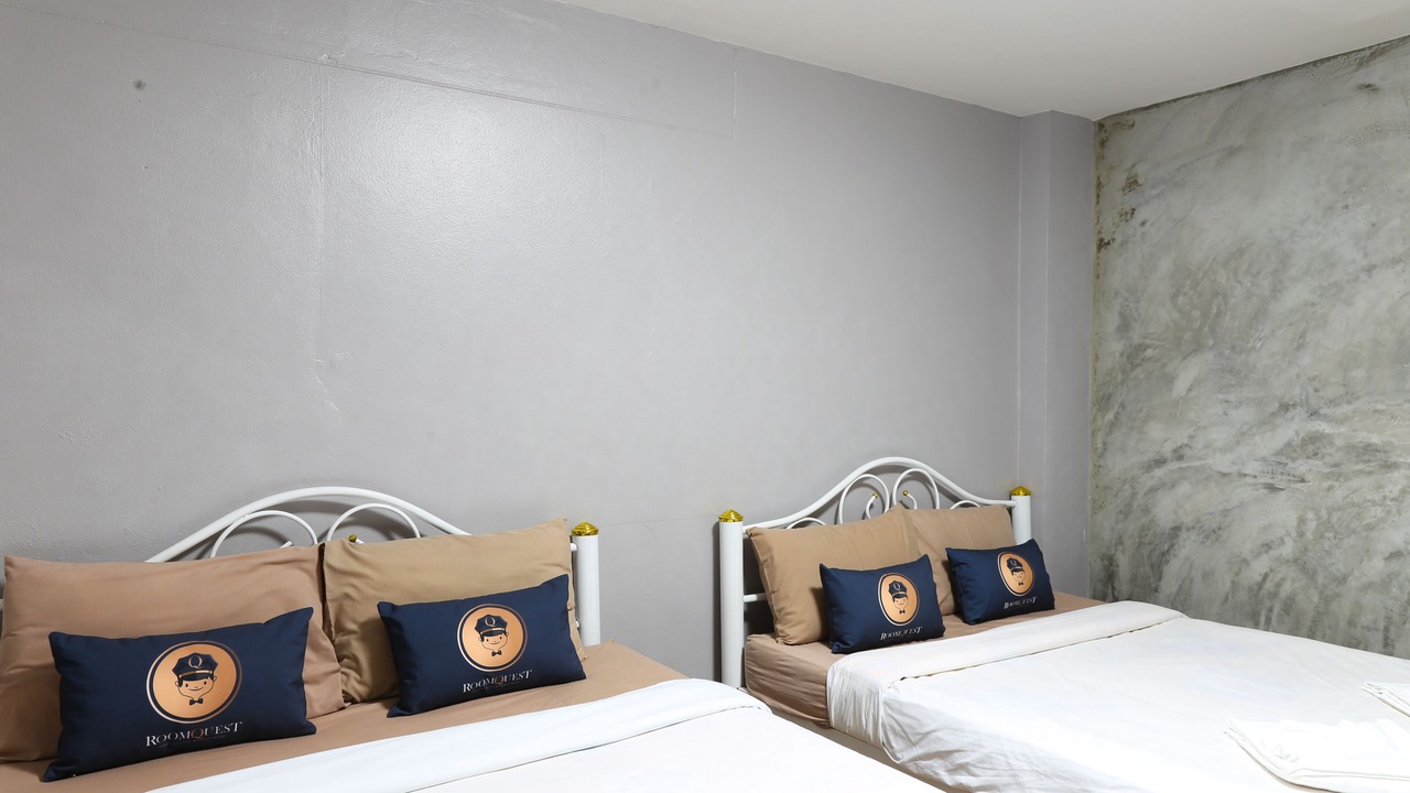 Photo of Bedroom in Amphawa