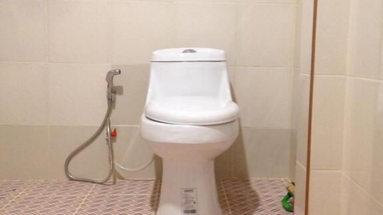 Photo of Bathroom in Hat Chao Samran