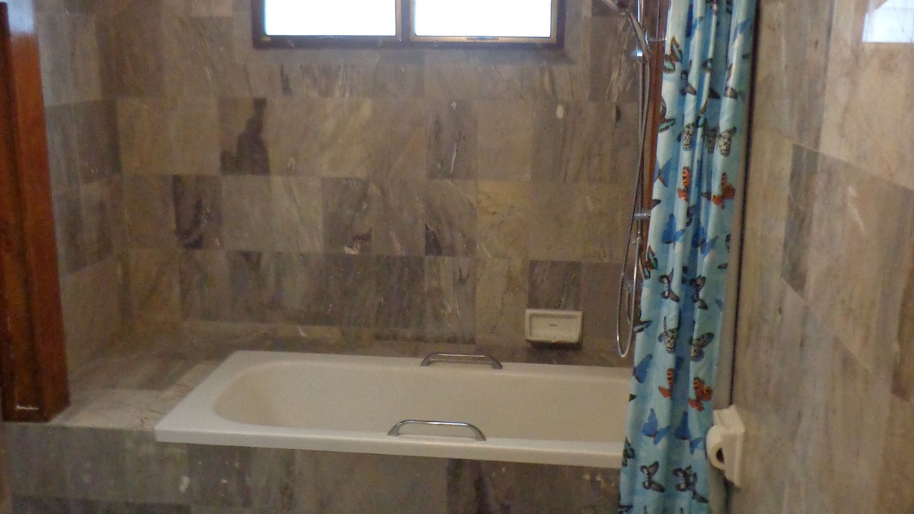 Photo of Bathroom in Saen Suk