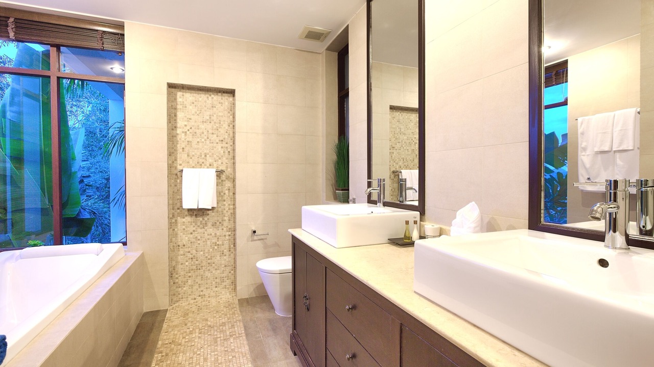 Photo of Bathroom in Mae Nam