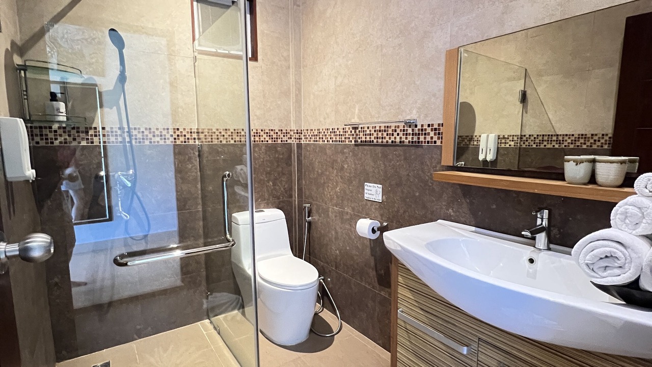 Photo of Bathroom in Choeng Mon
