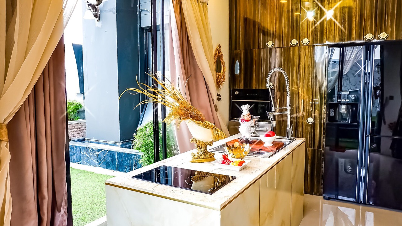 Photo of Kitchen in Phra Khanong Nuea