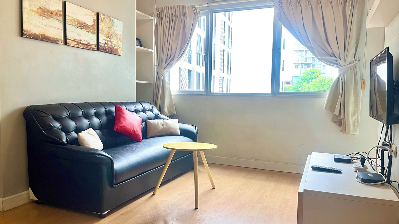 Photo of Livingroom in Phra Khanong Nuea