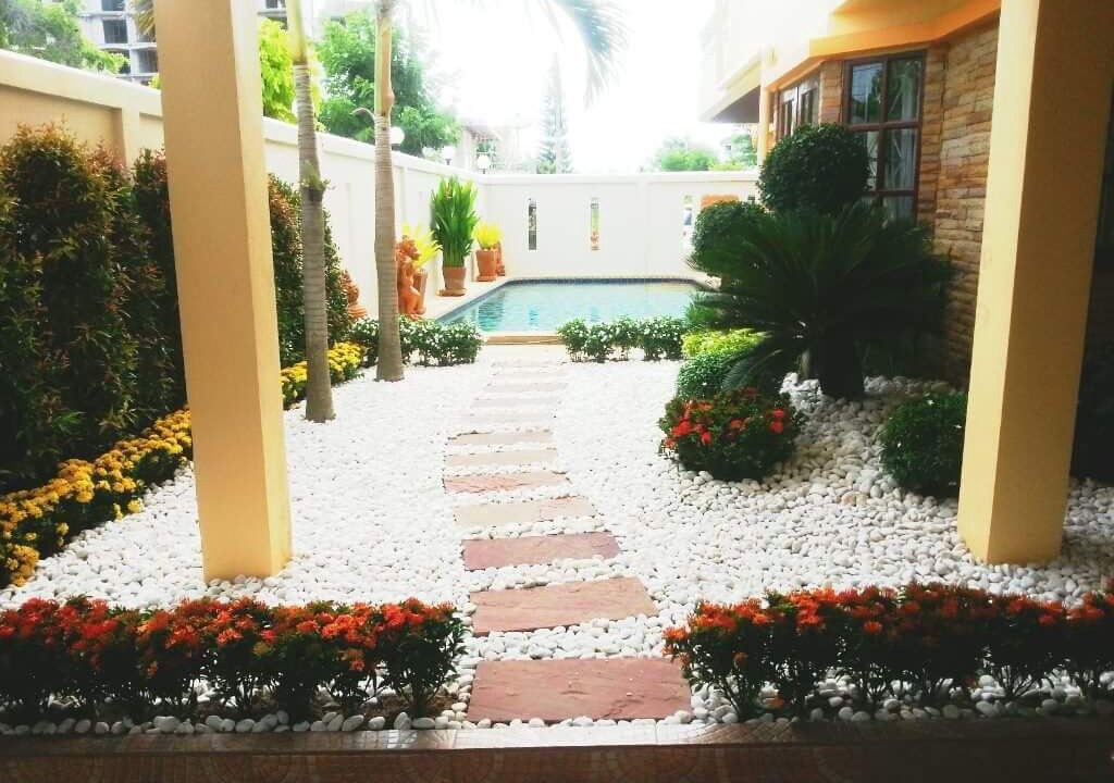 Photo of Outdoor in Na Kluea
