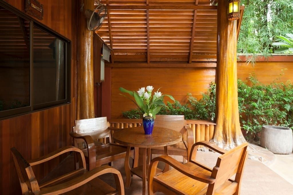 Photo of Outdoor in Wua Lai