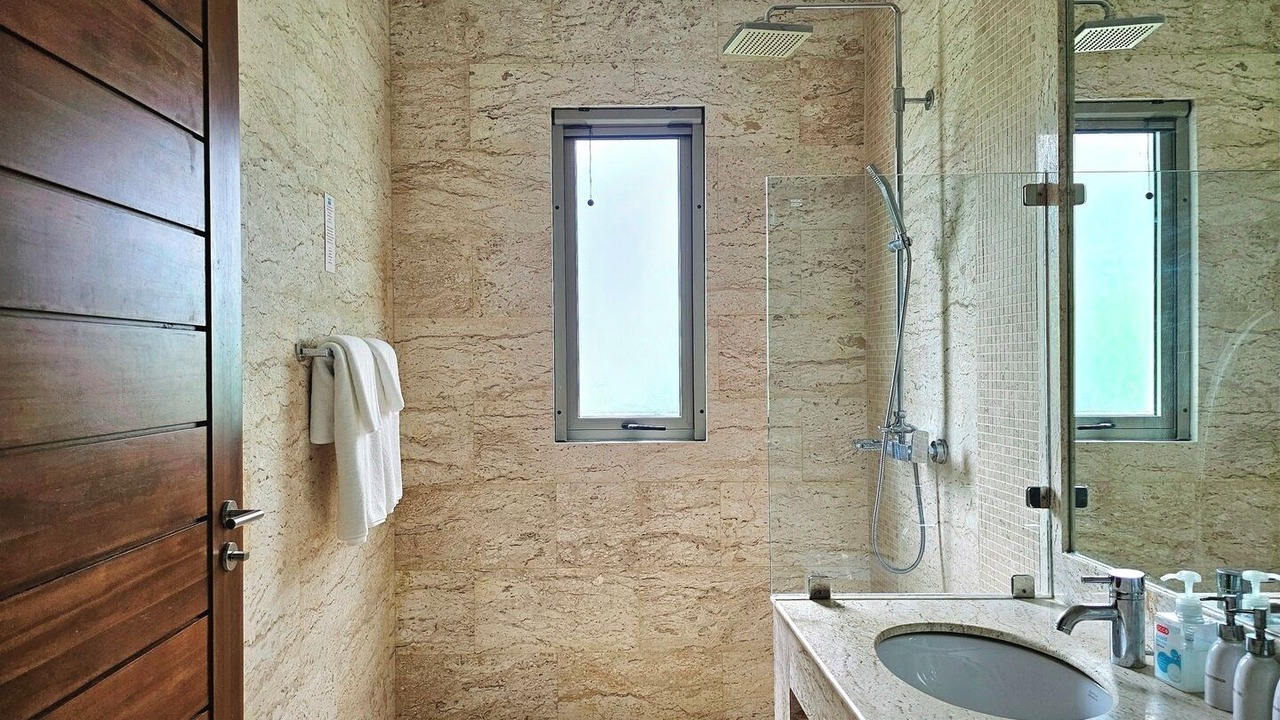Photo of Bathroom in Choeng Mon