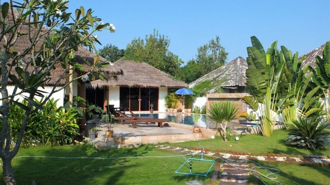 Photo of Outdoor in Hin Lek Fai