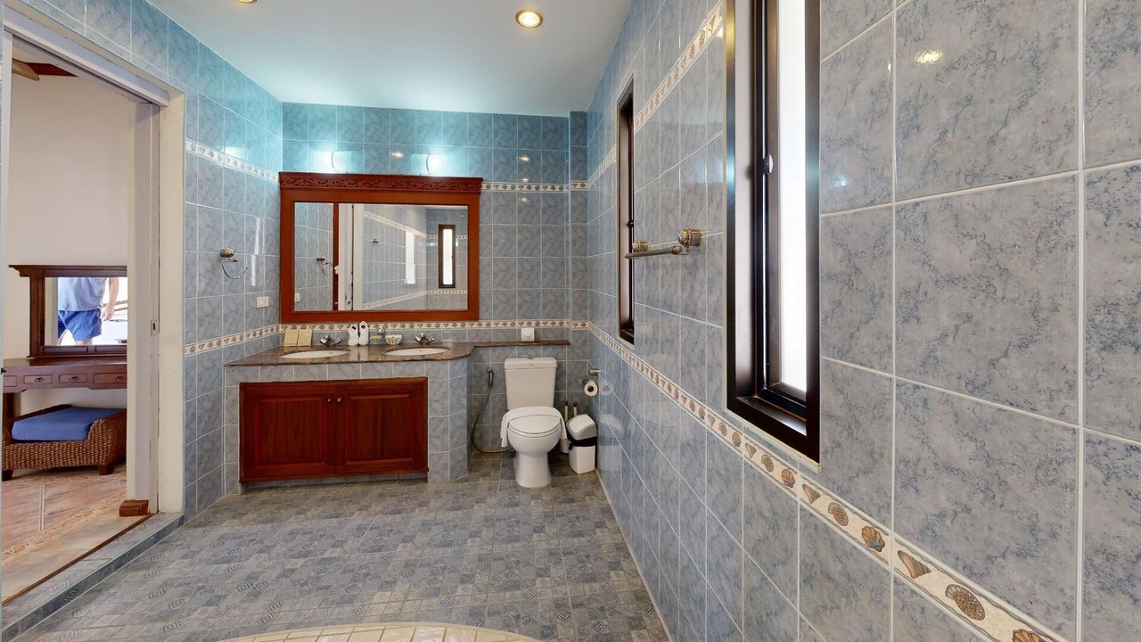 Photo of Bathroom in Moo 5