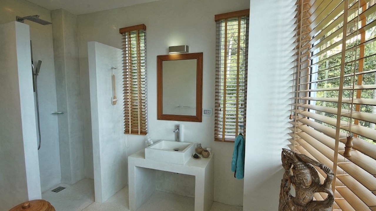 Photo of Bathroom in Laem Set