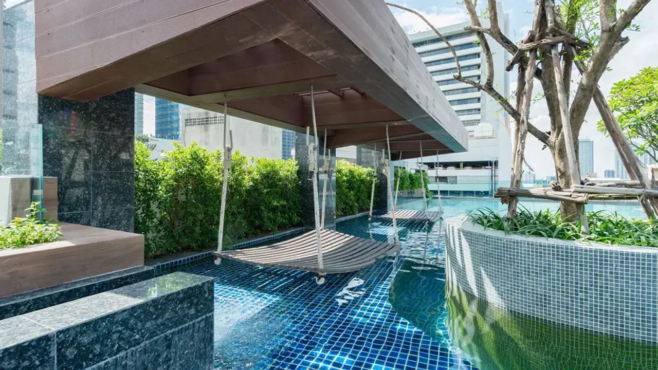 Photo of Outdoor in Khlong Toei Nuea