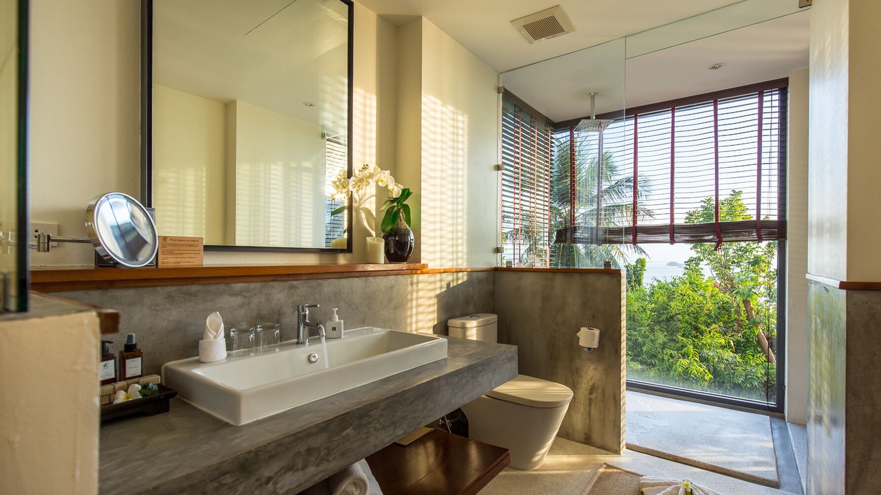 Photo of Bathroom in Laem Set