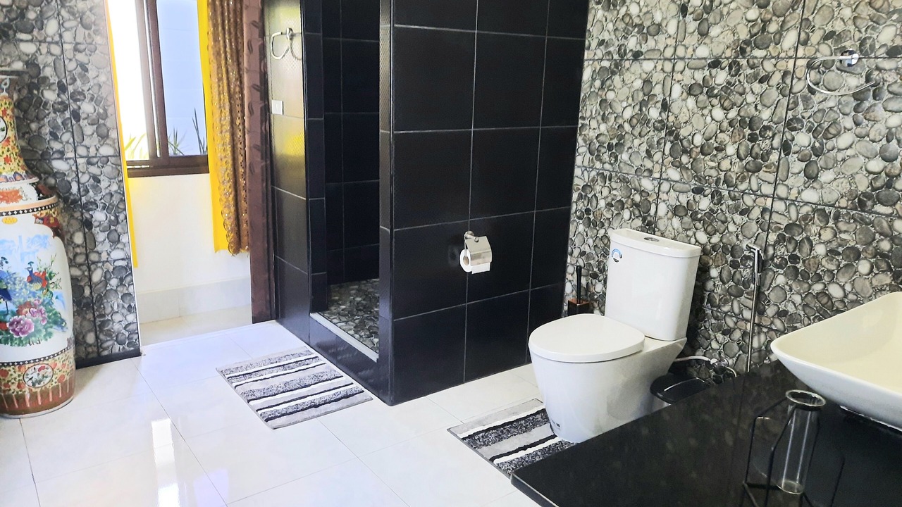 Photo of Bathroom in Ban Saiyuan