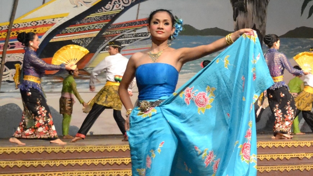 Photo of Others in Bang Sare